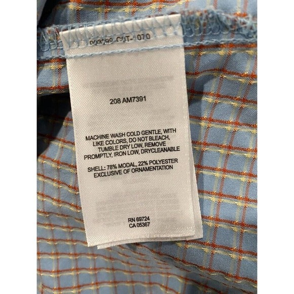 Columbia - Blue and red check short sleeve metal button Men's size Large - Picture 5 of 5